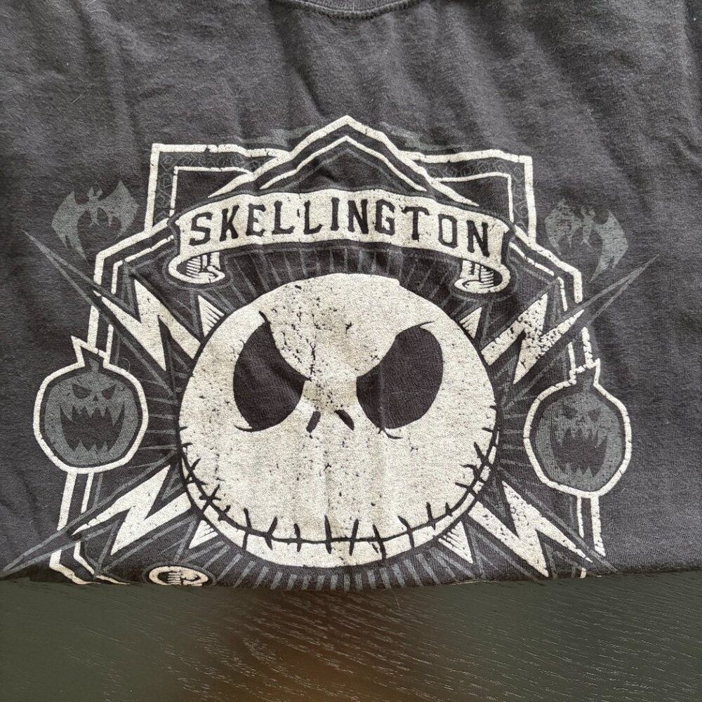 Disney Nightmare Before Christmas Skellington Shirt Black Size XL EUC Unisex - Picture 6 of 7